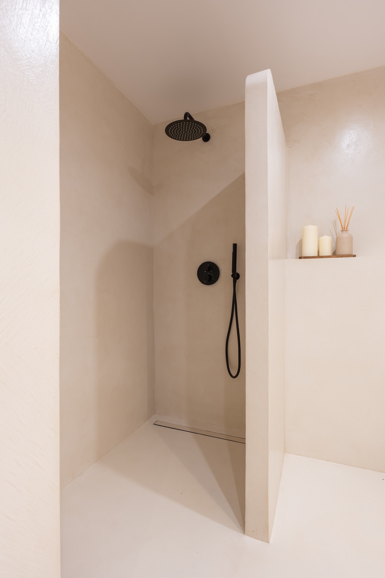 Resa Estates apartment for sale Botafoch Ibiza bathroom 3.jpg